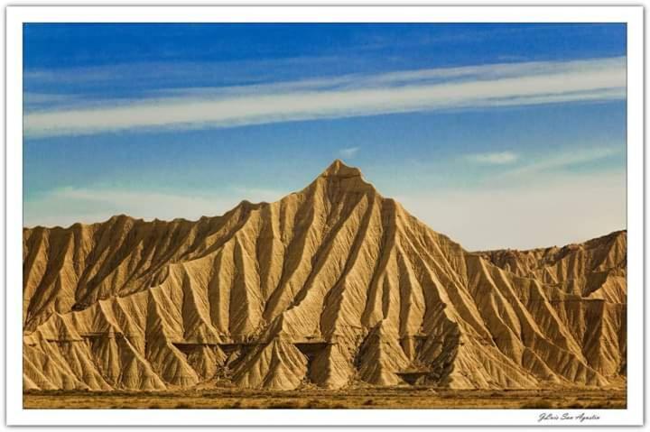 Casa Junto Al Parque Natural De Las Bardenas Sádaba Exterior foto